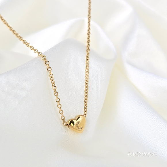 NEW Gold Candy Heart Shape Pendant With Letter C Engraving Necklace - Picture 2 of 8